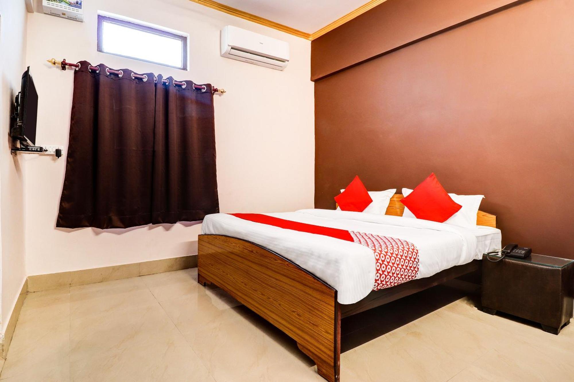 Hotel O Star City Hotel Ayodhya 외부 사진